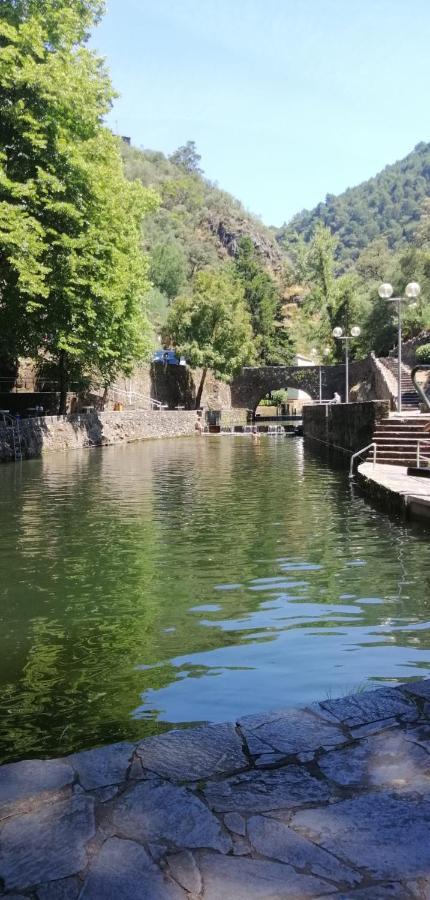 Casa Em Xisto Na Serra Da Lousa, Gondramaz エクステリア 写真